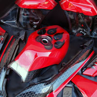 airbrush aerograf na motocyklu suzuki gs slingshot
